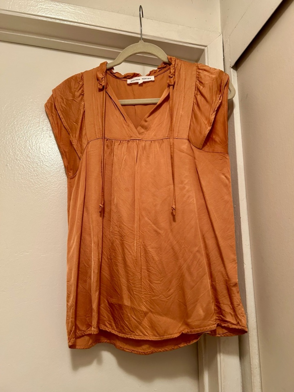MELISSA NEPTON Rust Orange V-Neck Cap Sleeve Blouse